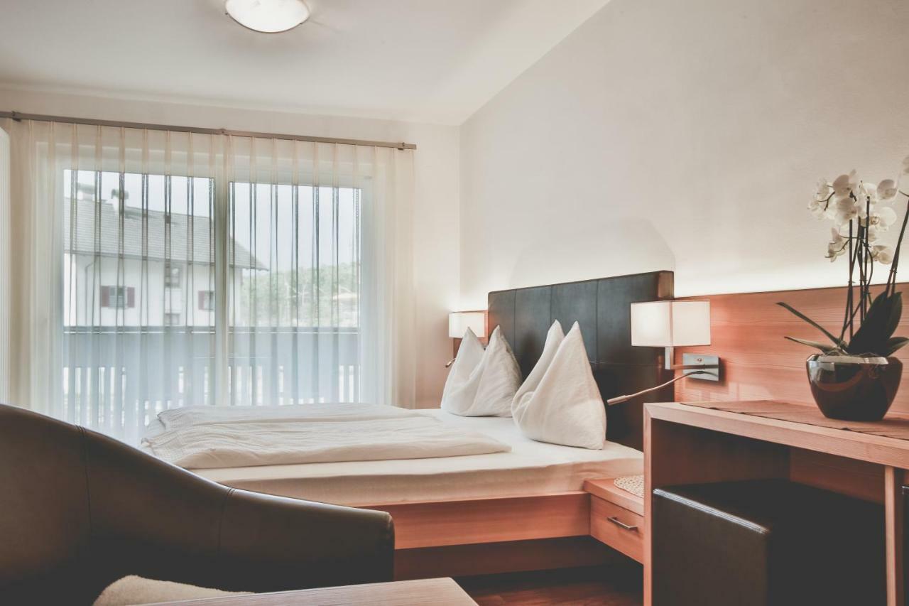 Seppmair Hotel Lagundo Bagian luar foto